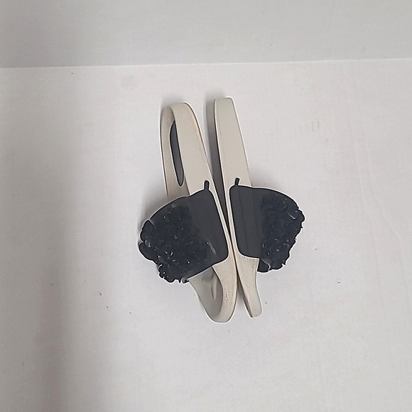 Zara Ruffle Slides - Picture 3 of 6